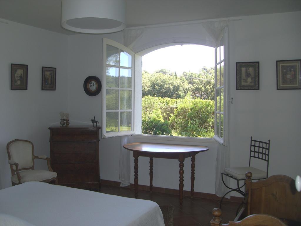 Le Mas De Notre-Dame Bed and Breakfast La Londe-les-Maures Habitación foto